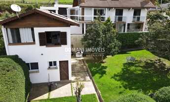 Imagem 2: Casa à Venda com Preço de Oportunidade na Região do Atalaia - Campos do Jordão/SP