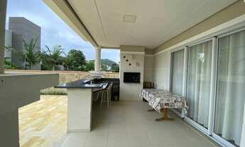 Imagem 7: Casa de condomínio para venda possui 300 metros quadrados com 4 quartos