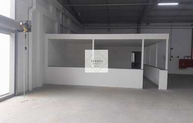 Imagem 2: Ponto comercial/Loja/Box para aluguel tem 1376 metros quadrados em São Geraldo - Porto Ale