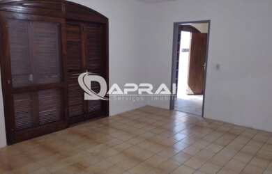 Imagem 7: Ótima Casa com Excelente Localização