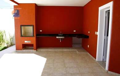 Imagem 3: Casa Alto Padrão para Venda e Aluguel em Praia da Enseada Guarujá-SP - AI995