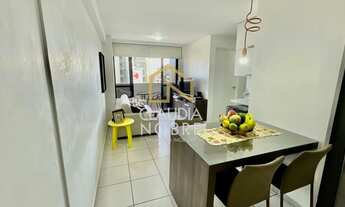 Imagem 2: Apartamento na Ponta Verde, 55m², 2/4 - 1 suíte, varanda