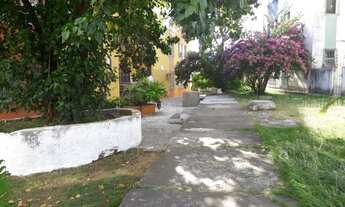 Imagem 2: Aptº 2/4 Rua Tomaz Gonzaga 256 Pernambués R$155.000