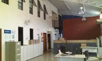 Imagem 4: Prédio com 433m² de área e 3.000m² de terreno plano