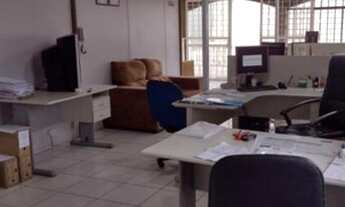 Imagem 6: Casa com 4 dormitórios com 2 suítes no Capão Raso