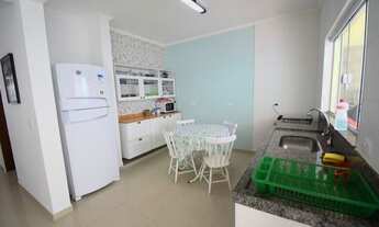 Imagem 6: Casa com Piscina no Laranjeiras, vendo à vista ou parcelado com entrada