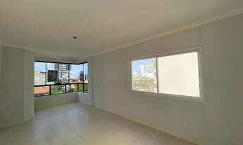 Imagem 4: Apartamento de frente Ref.:AP1698