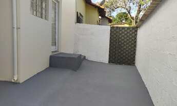 Imagem 4: CASA INDIVIDUAL DE 02 QUARTOS COM 55,00 M² + 70,00 M² ÁREA PRIVATIVA DESCOBERTA E 01 VAGA