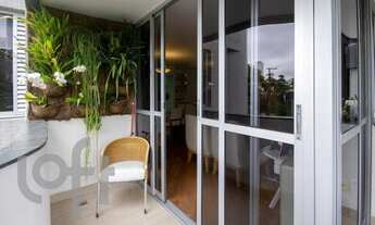 Imagem 5: Apartamento com 160 m² de área útil, 3 Quartos sendo 3 suítes, 3 Vagas