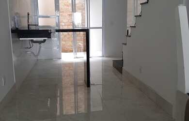 Imagem 2: Sobrado NOVO! 125 m² com 3 suítes, 2 vagas, sala dois ambientes, 4 banheiros