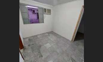 Imagem 4: ALUGA-SE CASA FUNDOS