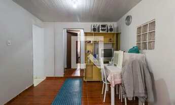 Imagem 6: Casa para Aluguel - Pinheirinho, 2 Quartos, 200 m2