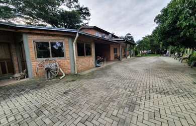 Imagem 4: Sítio para Venda - 254m², 3 dormitórios, sendo 1 suites, 2 vagas - São Caetano