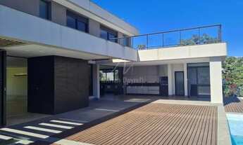 Imagem: Casa em condomínio à venda, 5 quartos