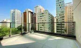 Imagem 2: Apartamento de alto padrão com pé direito duplo no Jardins com 3 suítes, 2 vagas de garage