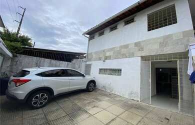 Imagem 2: Casa com 7 dormitórios para alugar, 200 m² por R$ 3.850,00 - Campo Grande - Recife/PE