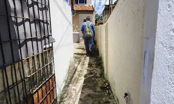 Imagem 3: VENDO CASA COM ÓTIMA LOCALIZAÇÃO NO BAIRRO ANTÔNIO BEZERRA