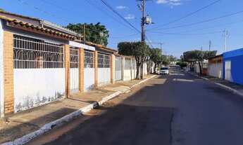 Imagem 5: Casa em Condomínio para Venda em Cuiabá, São Francisco, 2 dormitórios, 2 banheiros, 2 vaga