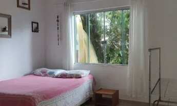 Imagem: Quarto a 50m da praia do Campeche