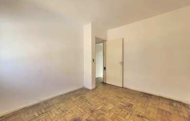 Imagem 7: PORTO ALEGRE - Apartamento Padrão - JARDIM BOTANICO