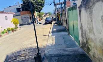 Imagem 5: Casa enorme com quintal enorme