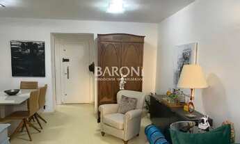 Imagem 4: Apartamento mobiliado, lindamente decorado. Sala 2 ambientes com lavado, quartos amplos co