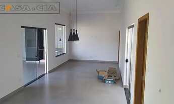 Imagem: Casa com 3 suítes e piscina na Vila Alto