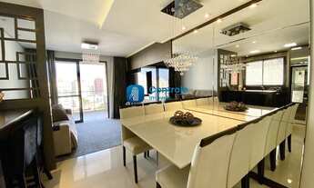 Imagem 7: Apartamento Luxuoso, 3 Dormitórios, Ficam todos os Móveis, Sacada Livre e Churrasqueira