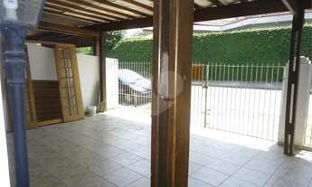 Imagem: Amplo Sobrado 10x30m a Venda - 03 Dormitórios