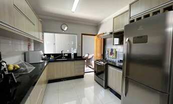 Imagem 7: MC- A casa no bairro Hipódromo