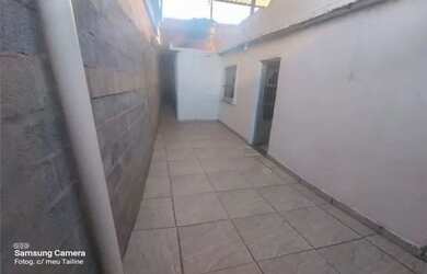 Imagem 2: Casa Familiar 2 quartos