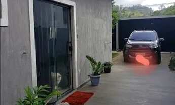 Imagem 7: Vendo uma casa linda recém reformada. ainda finalizando pintura