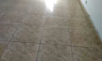 Imagem: Aluga-se uma casa de 2 cômodos