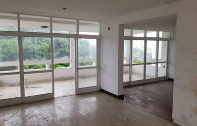 Imagem 5: Apartamento para venda tem 400 metros quadrados com 5 quartos em Campo Grande - Salvador