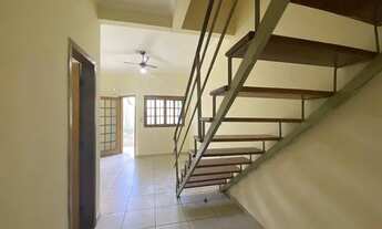 Imagem: Cód. 1527 - Um sobrado com 02 dormitórios