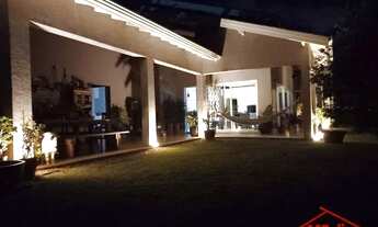 Imagem 2: Casa térrea com fino acabamento com 3 dormitórios à venda, 215 m² por R$ 2.200.000 - Condo