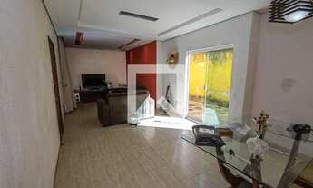 Imagem: Casa para Aluguel - Planalto, 3 Quartos