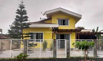 Imagem: Casa de 3 quartos sendo 1 suíte localizada