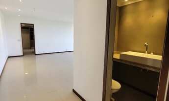 Imagem 2: 173m2, com 03 quartos( 2stes) e Muita Vista Mar !! Totalmente indevassavel. Sol Manhã