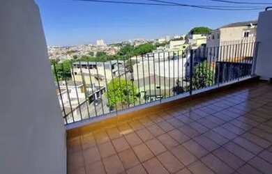 Imagem 2: Sobrado com 2 dormitórios e dois banheiros