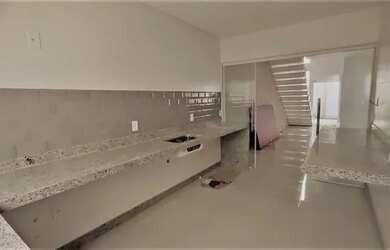 Imagem 7: Casa à Venda com 3 suítes na Praia do Morro - Guarapari-ES