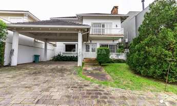 Imagem: Casa mobiliada de 4 dormitórios sendo 2