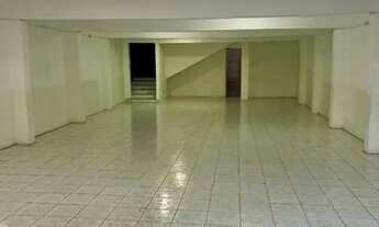 Imagem 2: Ponto comercial na praça Acrisio Garcez