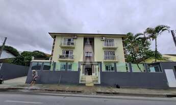 Imagem 2: Apartamento no Bairro Saguaçu com 3 quartos, sala de estar e jantar, cozinha, 1 banheiro s