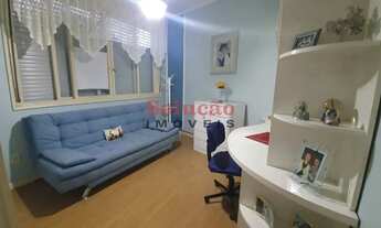 Imagem: Apto semimobiliado no centro com 2 dormitórios