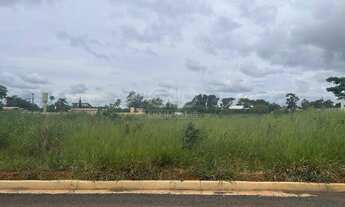 Imagem 2: Terreno com 750m² no centro de Chapada