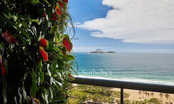 Imagem 6: Flat frontal ao mar com vista panorâmica para o Morro Dois Irmãos