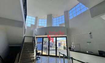 Imagem 2: Ponto Comercial Amplo para Venda ou Locação de 21 Salas no Bairro Nova Ribeirânia em Ribei