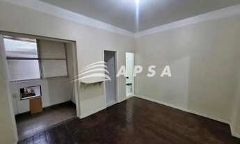 Imagem 4: IMAGINE ACORDAR COM A BRISA LEVE ENTRANDO PELAS JANELAS DE UM CHARMOSO CONJUGADO NA GLÓRIA