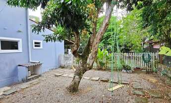 Imagem 2: Sobrado para aluguel e venda possui 220 m² 5 quartos - Em condomínio em Aldeia